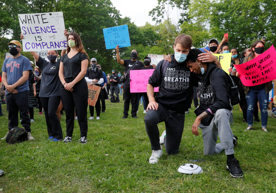 جاك جاكسون ووتشارلى سانت بيير