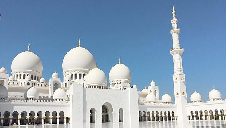 مسجد الشيخ زايد بأبوظبى