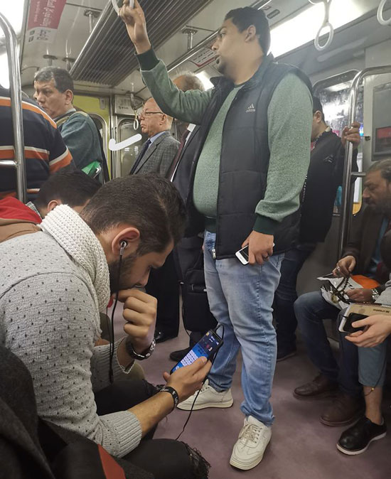 117512-حلمى-النمنم-وزير-الثقافة-السابق-داخل-عربات-مترو-الأنفاق 117512-حلمى-النمنم-وزير-الثقافة-السابق-داخل-عربات-مترو-الأنفاق