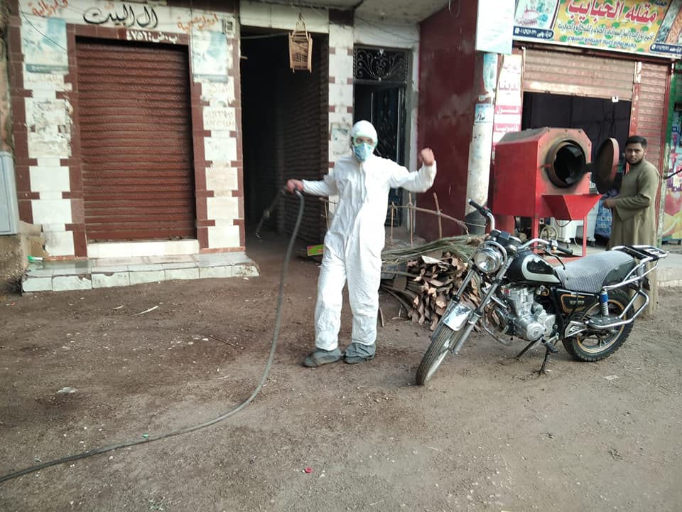 مدينة الطود تواصل حملات النظافة والتطهير اليومية لمكافحة فيروس كورونا