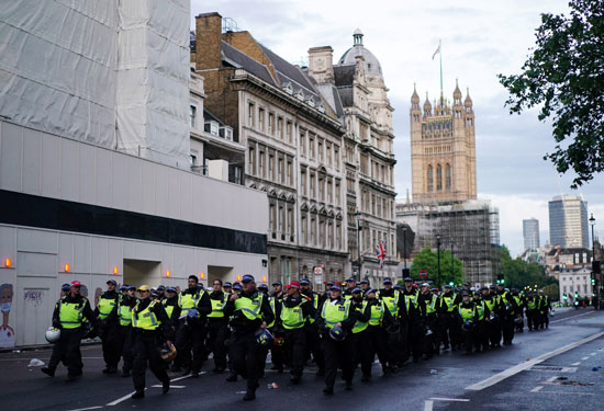 2020-06-06T202004Z_407645117_RC2W3H9LJ2CB_RTRMADP_3_MINNEAPOLIS-POLICE-PROTESTS-BRITAIN
