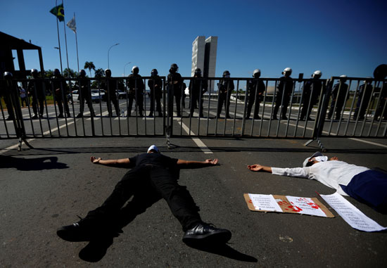 مظاهرة ضد الرئيس البرازيلى جاير بولسونارو فى برازيليا