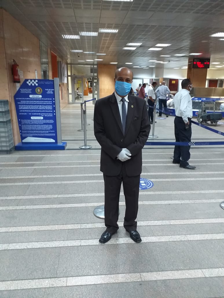 مطار الأقصر يشهد وصول ثانى رحلة دولية تقل 152 مصرياً عالقاً بدولة الكويت (6)