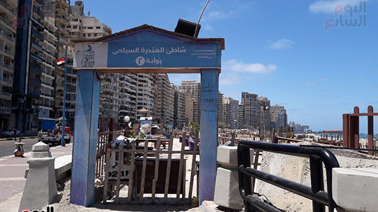 شواطئ الإسكندرية بلا جمهور  (3)