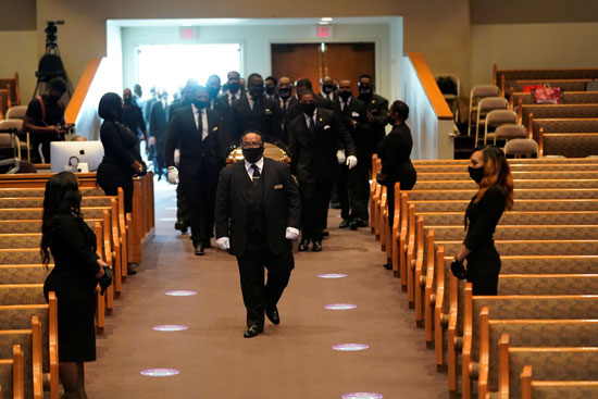 وصول جثمان جورج فلويد وصول جثمان جورج فلويد