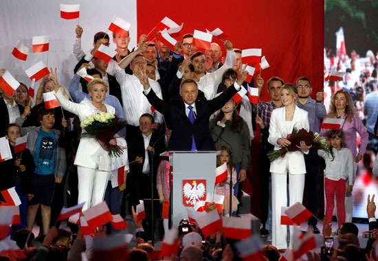 الرئيس البولندي الحالي أندريه دودا