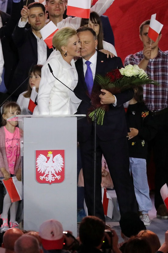 رئيس بولندا وقرينته
