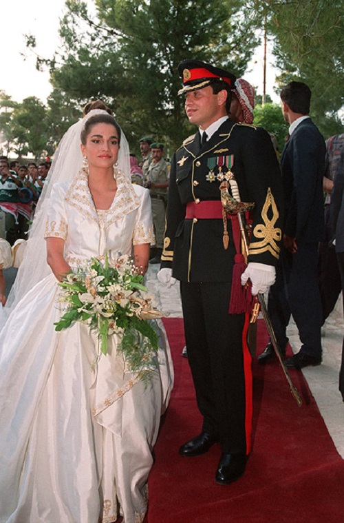 فستان زفاف الملكة رانيا من الأردن