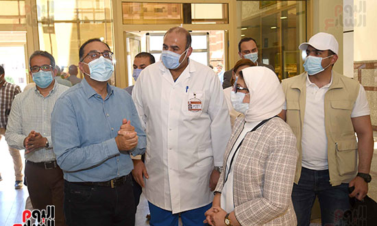 رئيس الوزراء يتفقد مستشفى أسوان بالصداقة المخصصة للعزل الصحي لمرضى _كورونا_‎ تصوير سليمان العطيفى (7)