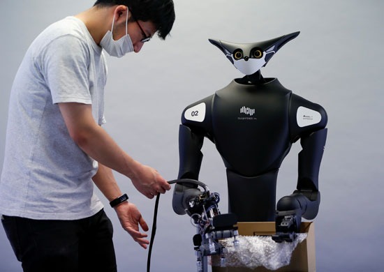 تجهيز روبوت الكنغر لتقديم الطلبات