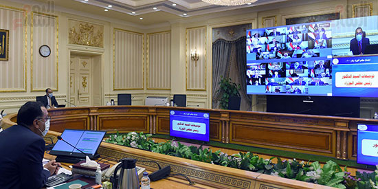 اجتماع مجلس الوزراء عبر تقنية الفيديو كونفرانس (8)