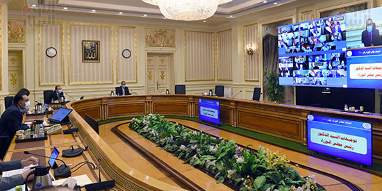 اجتماع مجلس الوزراء عبر تقنية الفيديو كونفرانس (11)