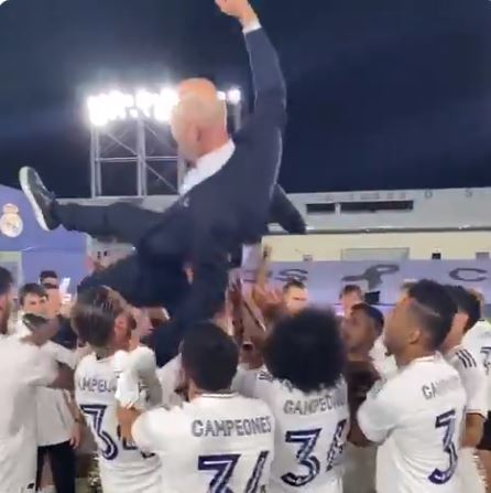 فوز ريال مدريد بالدورى الأسبانى  (3)