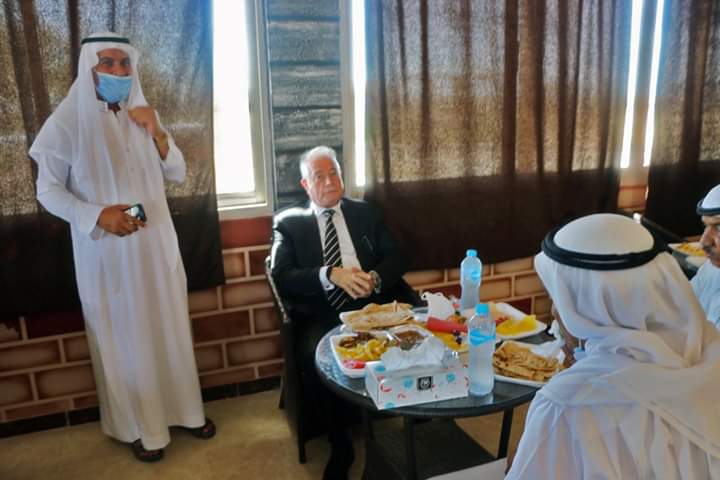  محافظ جنوب سيناء يتفقد الإجراءات الاحترازية بأحد مطاعم رأس سدر (2)
