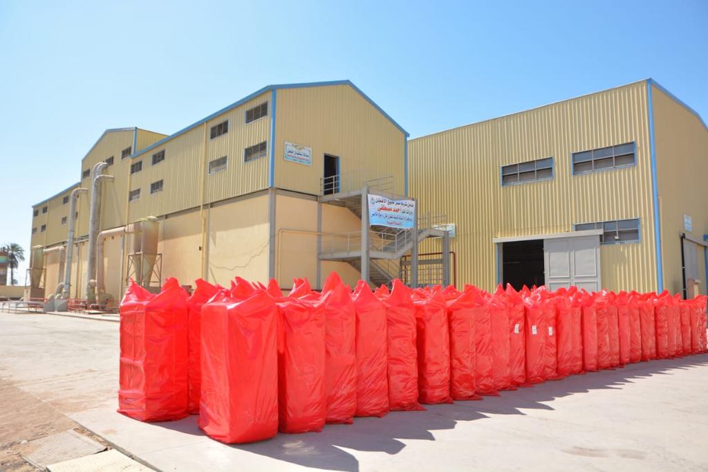 بالات قطن فى الفيوم بالات قطن فى الفيوم