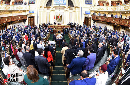النواب بجلسة البرلمان اليوم