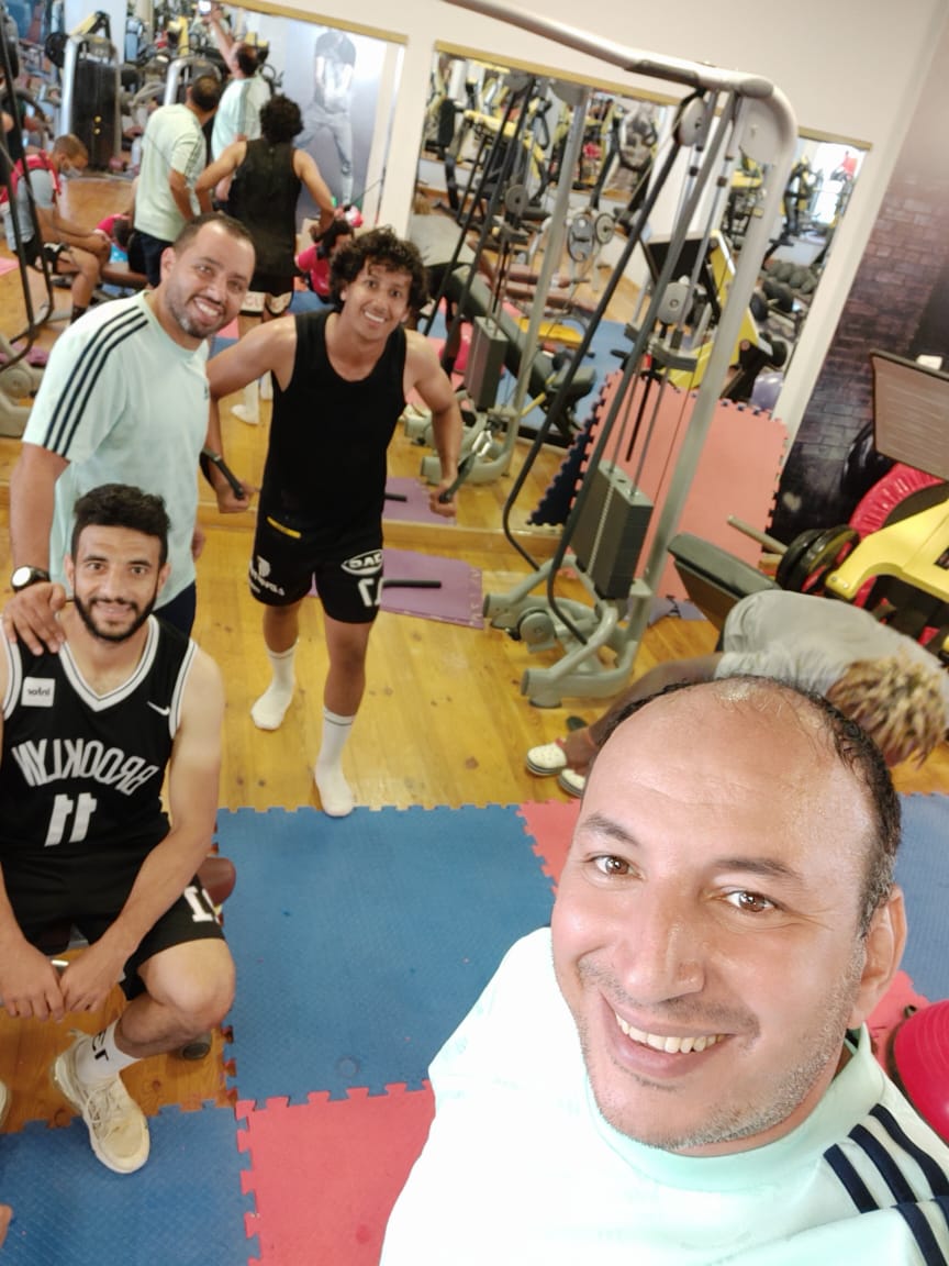 سيلفى نجوم الطلائع فى برج العرب