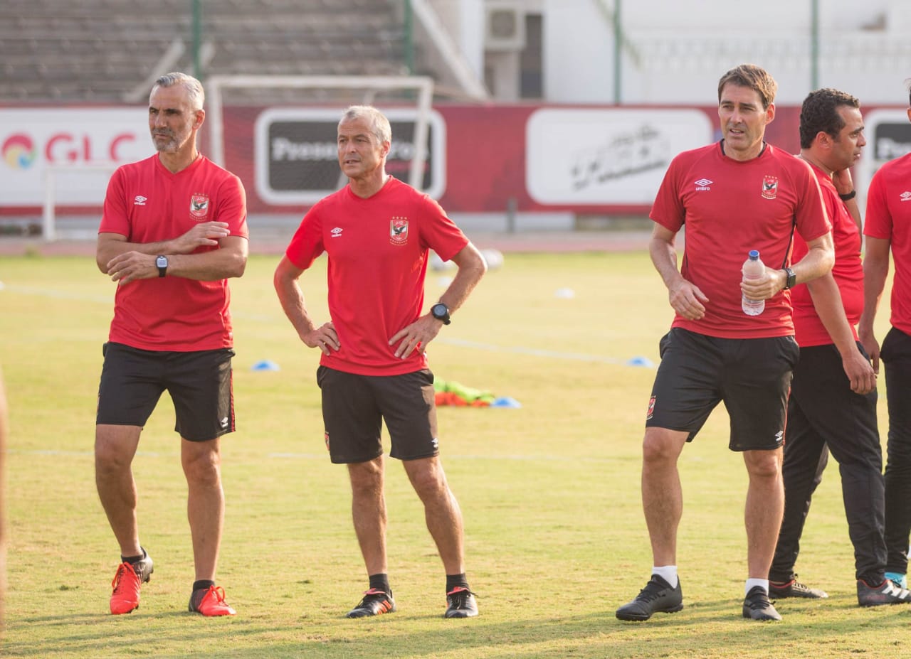 الجهاز الفني للاهلي