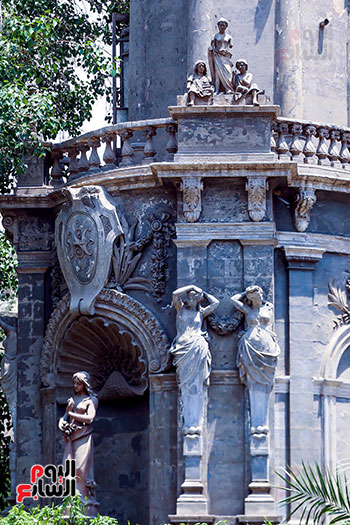 تماثيل قصر السكاكيني (1)