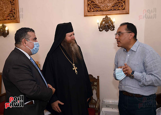 رئيس الوزراء يتفقد أعمال تطوير دير سانت كاترين‎ تصوير سليمان العطيفى (36)