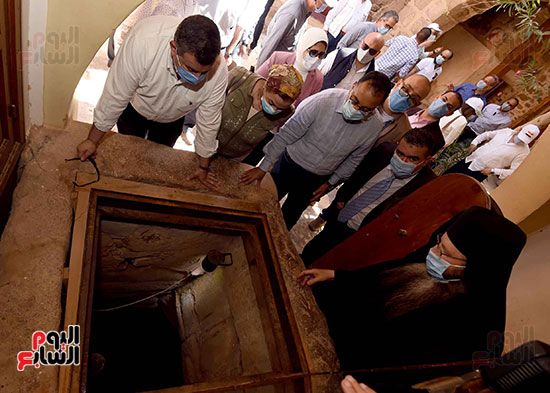 رئيس الوزراء يتفقد أعمال تطوير دير سانت كاترين‎ تصوير سليمان العطيفى (27)