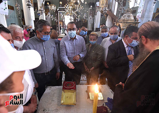 رئيس الوزراء يتفقد أعمال تطوير دير سانت كاترين‎ تصوير سليمان العطيفى (12)