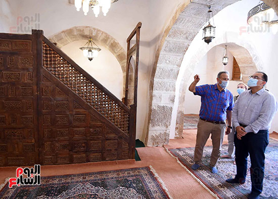 رئيس الوزراء يتفقد أعمال تطوير دير سانت كاترين‎ تصوير سليمان العطيفى (28)