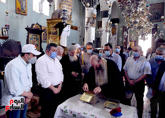 رئيس الوزراء يتفقد أعمال تطوير دير سانت كاترين‎ تصوير سليمان العطيفى (10)