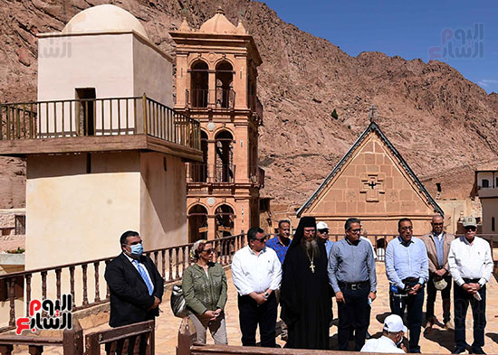 رئيس الوزراء يتفقد أعمال تطوير دير سانت كاترين‎ تصوير سليمان العطيفى (37)