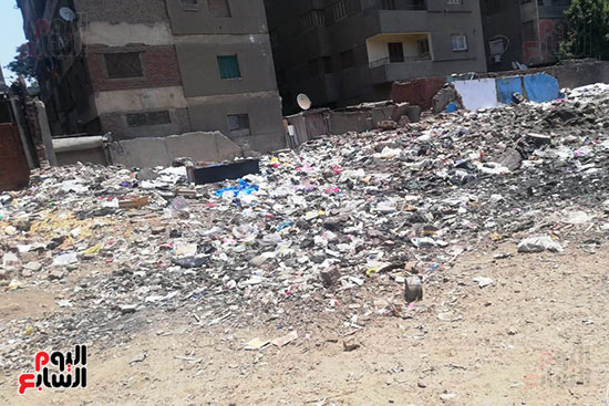 مساكن السودان بالدقى تغرق فى القمامة والصرف الصحى (4)