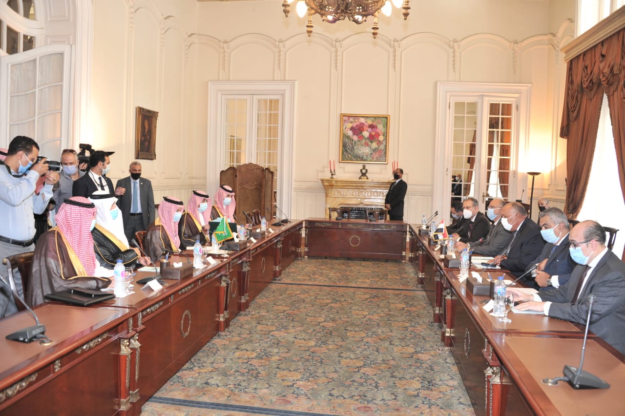 شكري ونظيره السعودى خلال المباحثات شكري ونظيره السعودى خلال المباحثات