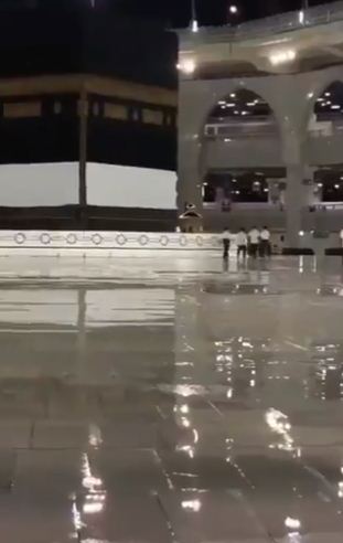 الامطار فى صحن الكعبة