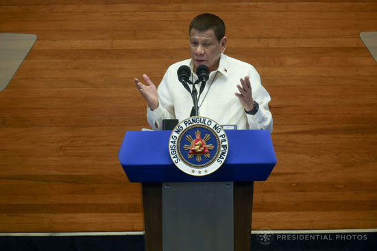 رئيس الفلبين يلقي خطاب حالة الأمة السنوي في كويزون سيتي (4)