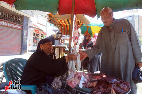 بيع وشراء