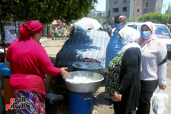 بيع وشراء في سوق السيدة زينب