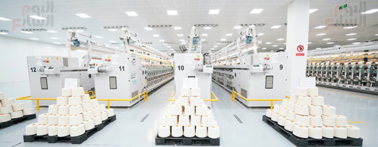 أحد-مراحل-العمل-بمصانع-النسيج-الجديدة