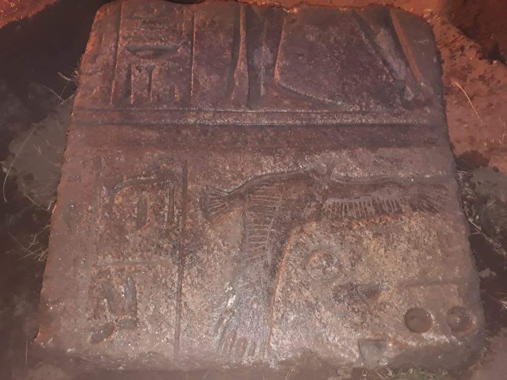 إحدى الكتل التى تم العثور عليها إحدى الكتل التى تم العثور عليها