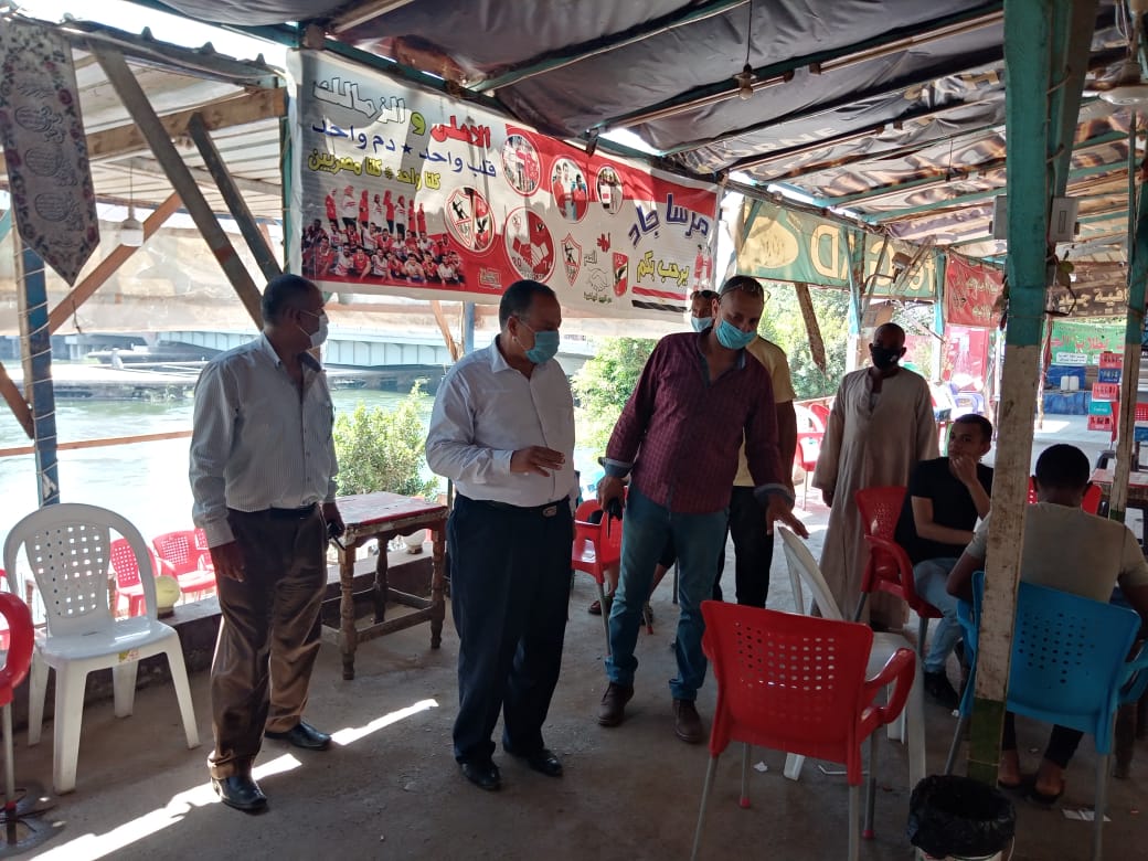 حملة للسكرتير العام والمساعد على المطاعم والمقاهي بحي غرب وديروط (8)