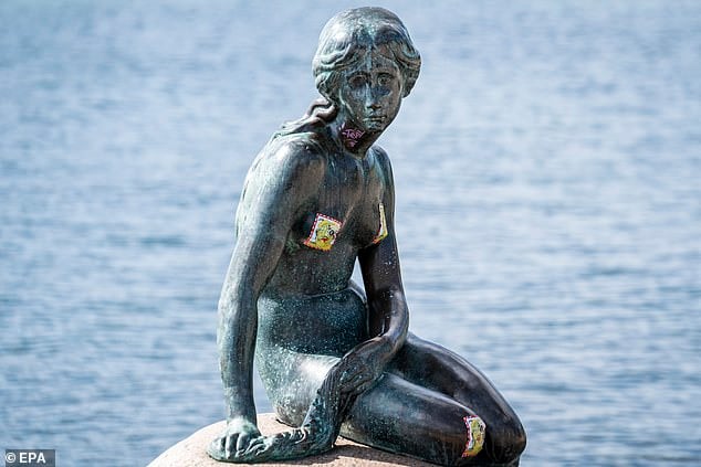 تمثال حورية البحر فى الدنمارك  (1)