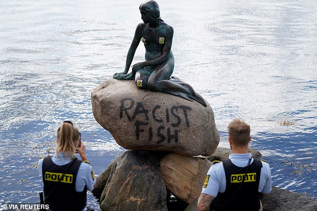 تمثال حورية البحر فى الدنمارك  (2)