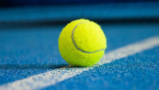 كرة تنس