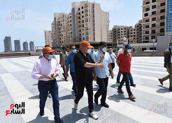 جولة رئيس الوزراء بالعلمين (13)