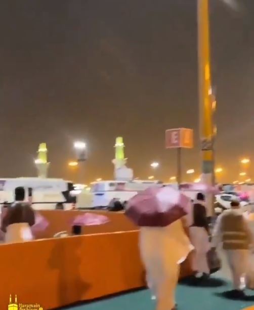 أمطار في المزدلفة (2)