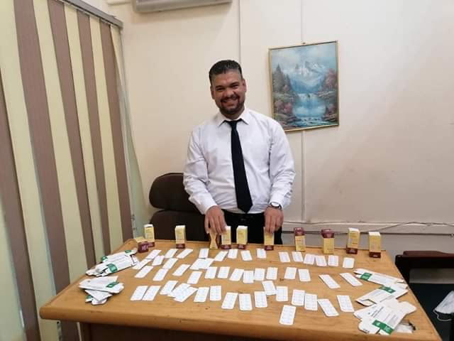 جمارك مطار القاهرة تحبط محاولة تهرب 500 قرص مخدر (2)