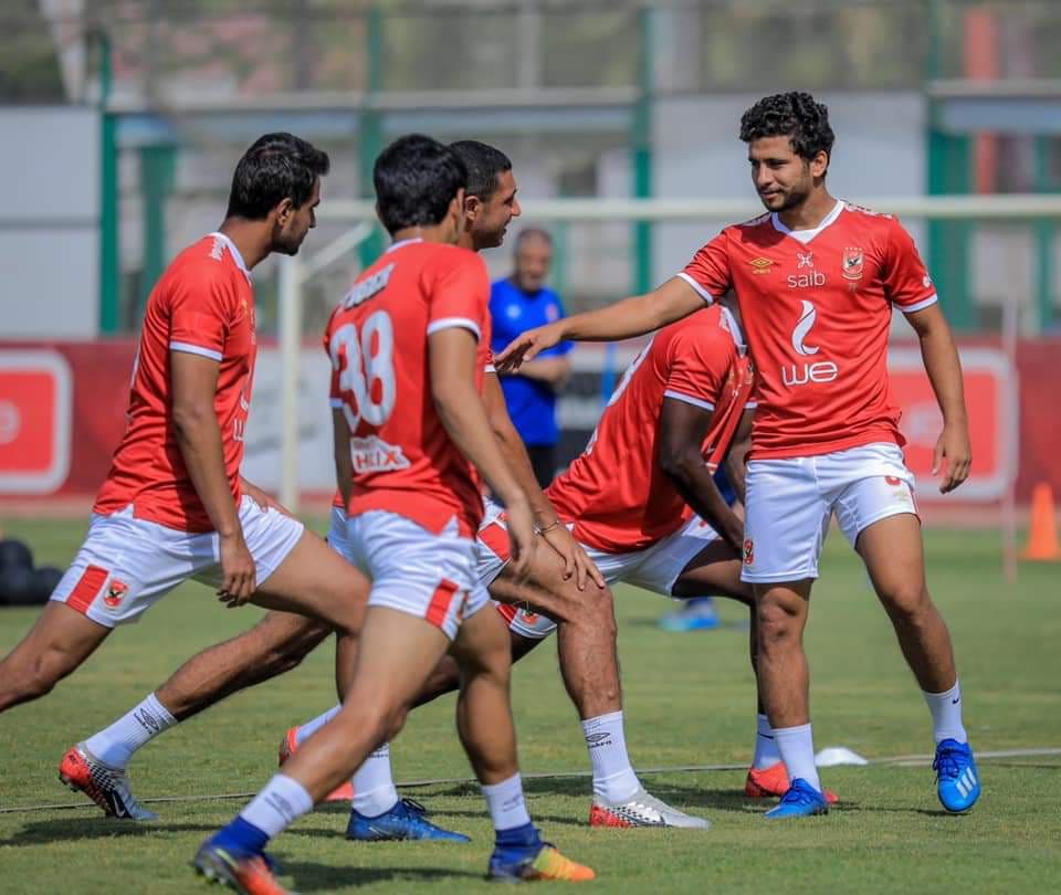 صور.. نظرة ديانج وتوجيهات محمد محمود أبزر مشاهد مران ...