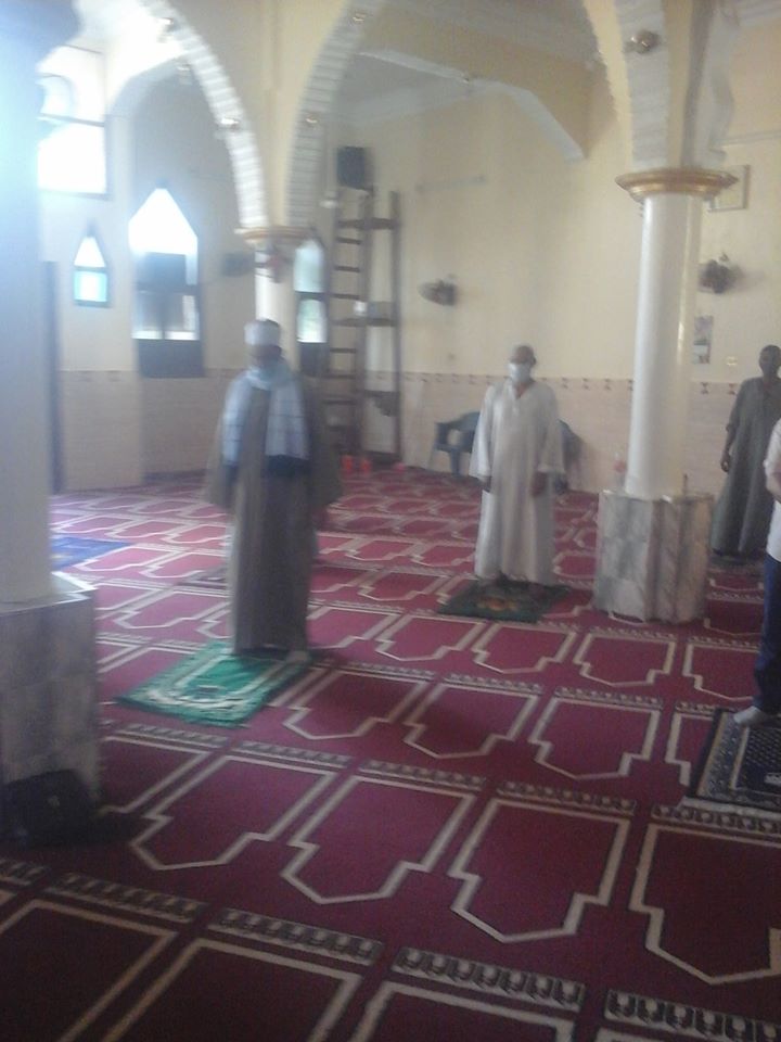 وكيل أوقاف الأقصر يقود جولة على المساجد لمتابعة الإلتزام بالتعليمات (1)