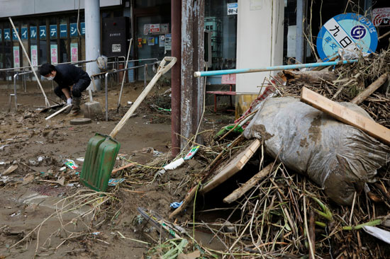 أضرار جسيمة خلفها الفيضان فى اليابان