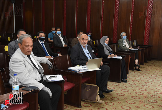  اللجنة البرلمانية المشتركة من الطاقة والبيئة بمجلس النواب (5)