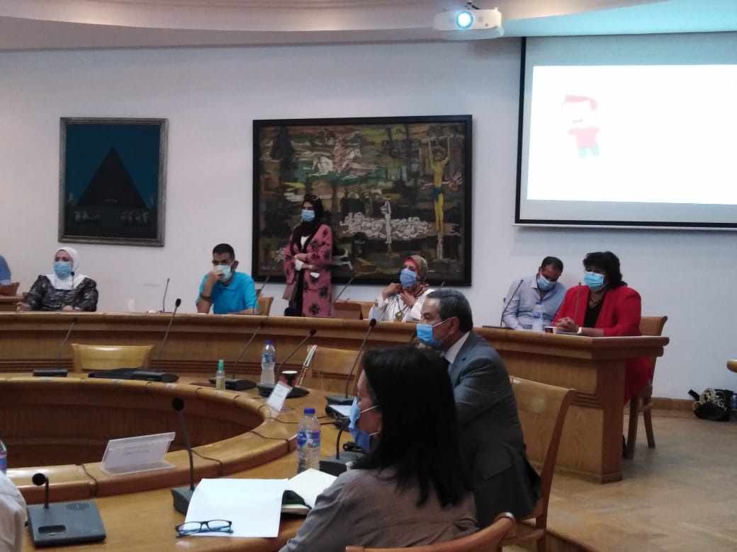 حضور وزيرة الثقافة ندوة التنمر بالأعلى للثقافة (2)