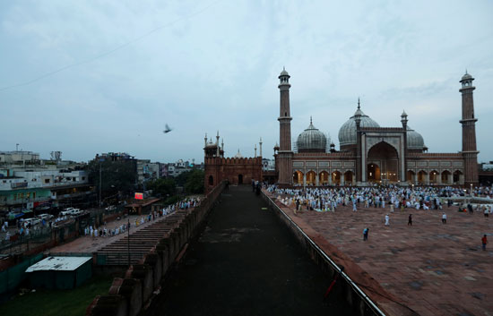 المسجد الجامع بالعاصمة الهندية يستقبل المصلين